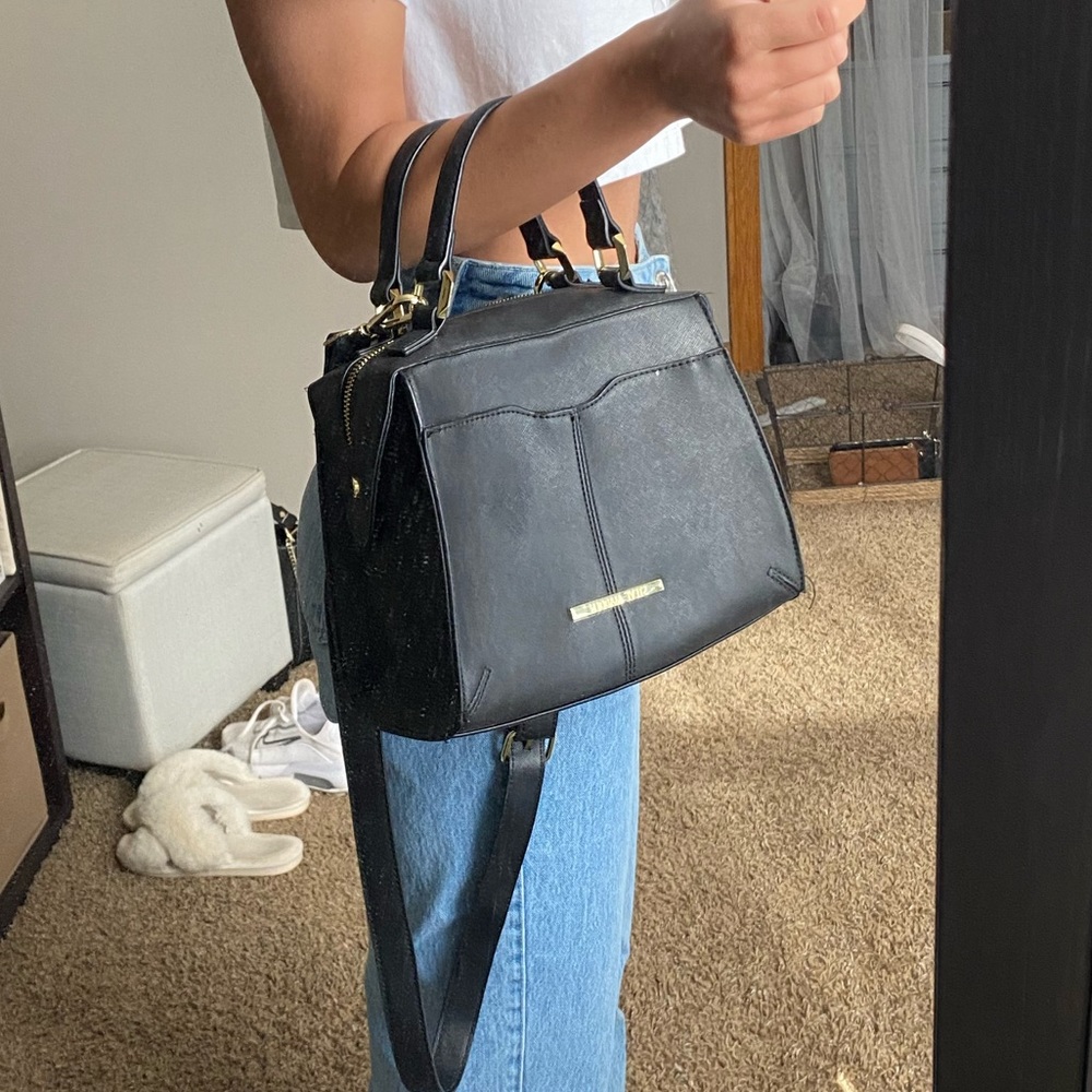steve madden black crossbody bag